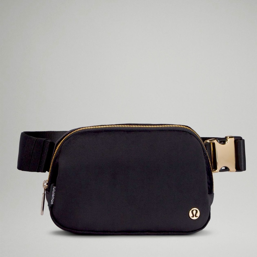 Lululemon Velour belt bag